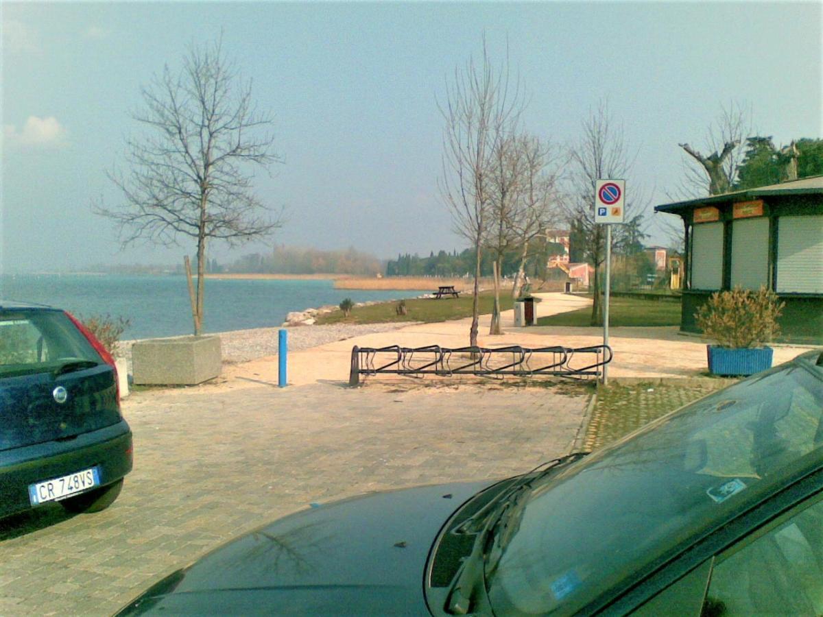 Casa Gisela Apartment Desenzano del Garda Exterior foto