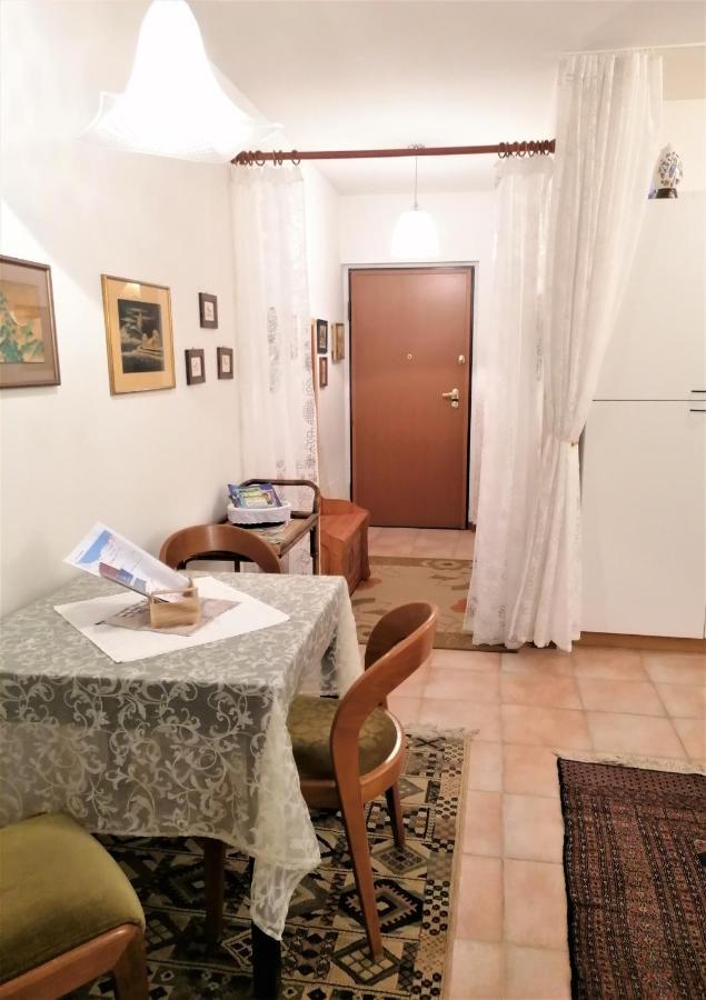 Casa Gisela Apartment Desenzano del Garda Exterior foto