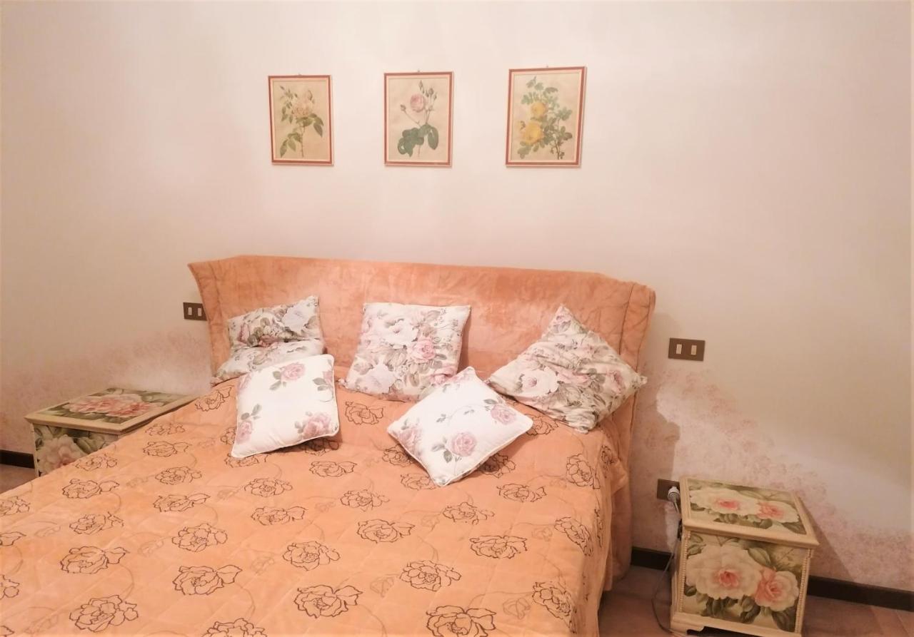 Casa Gisela Apartment Desenzano del Garda Exterior foto